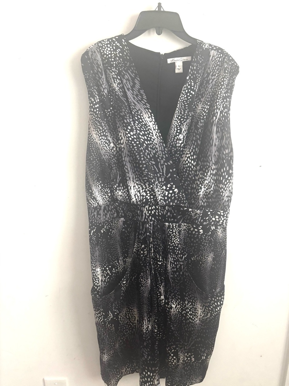 Kenneth Cole Womens Mini Dress 12 Silk Print Faux Wrap Pocket Black Whimsigoth